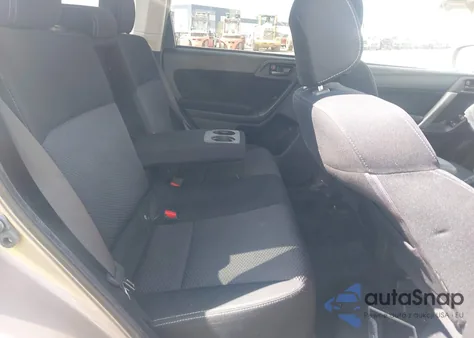 2015 Subaru Forester 2.5I Premium z USA, uszkodzony, nr VIN JF2SJADC4FH500917